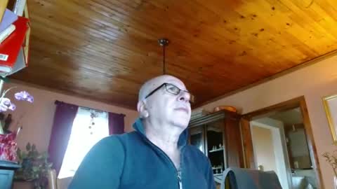 Maurice online show from 02.02.25