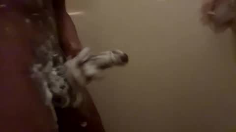 Snapshot of mauricethehm chatting on 12.05.25 Big gunshots hopefully online show from 12.05.25