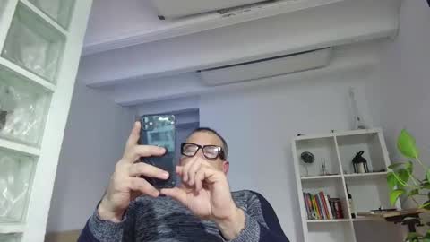 Snapshot of mauro1971 chatting on 11.18.25 mauro1971 online show from 11.18.25