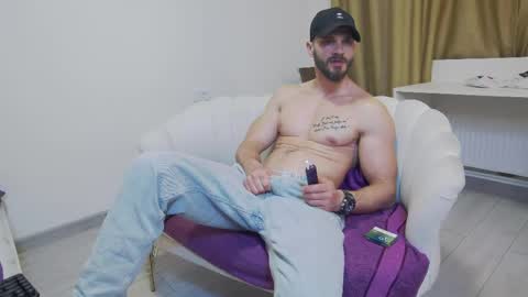 mauro_real_man online show from 04.23.26