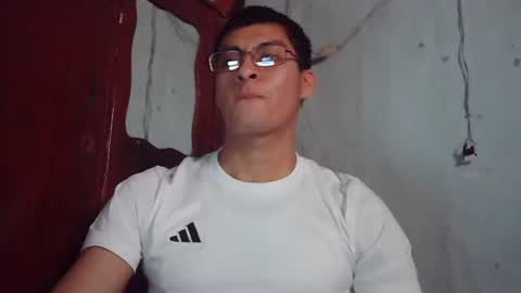 Snapshot of maurodirty chatting on 01.07.26 Mauro online show from 01.07.26