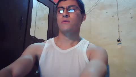 Snapshot of maurodirty chatting on 01.09.26 Mauro online show from 01.09.26