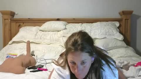 Mavierose online show from 04.22.26