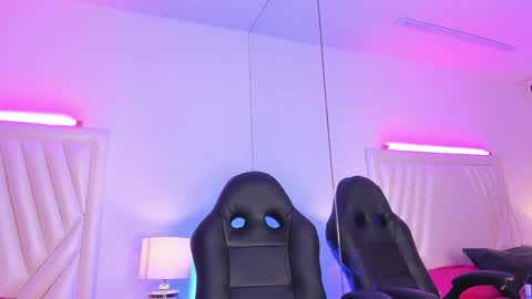 Snapshot of mavystar chatting on 01.28.25 Mavy online show from 01.28.25