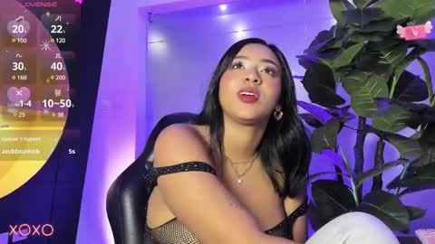 Snapshot of mavystar chatting on 03.12.25 Mavy online show from 03.12.25