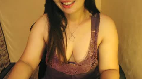 Snapshot of mawi24 chatting on 07.28.26 Mau online show from 07.28.26