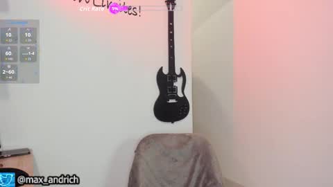 Snapshot of max__andrich chatting on 11.28.25 Max... online show from 11.28.25