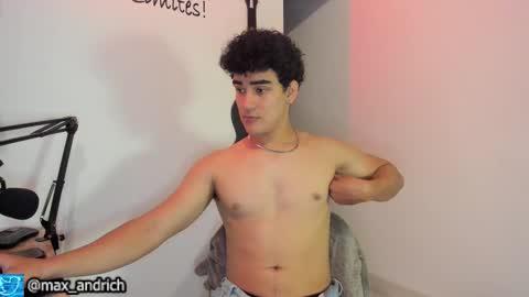 Snapshot of max__andrich chatting on 03.25.26 Max... online show from 03.25.26