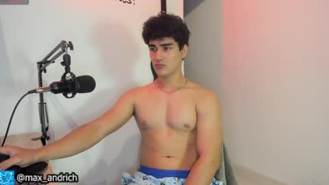 Snapshot of max__andrich chatting on 04.15.26 Max... online show from 04.15.26