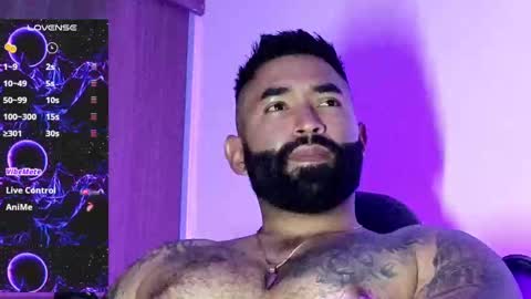 max__prada online show from 09.22.25