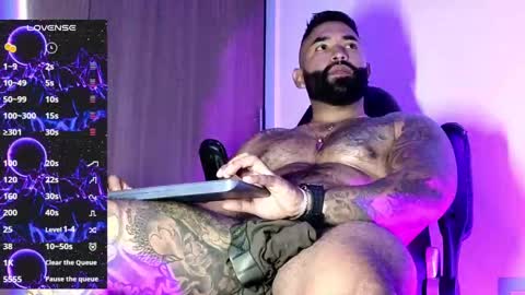 max__prada online show from 10.07.25