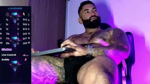 max__prada online show from 11.29.25