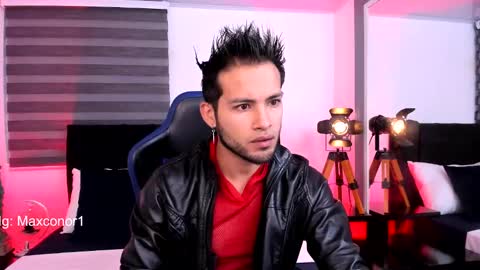 Max Conor online show from 03.06.25