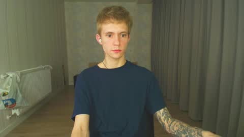 Max Gen with tats 24years  And Ethan without tats 20 years online show from 12.07.24