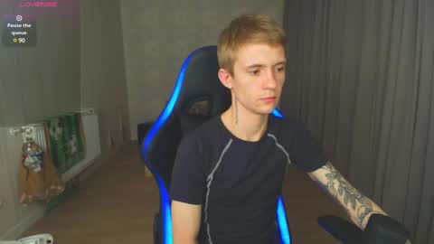 Max Gen with tats 24years  And Ethan without tats 20 years online show from 01.13.25