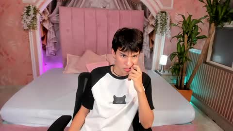 Max online show from 08.07.26