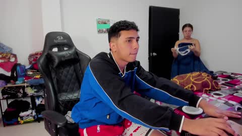 Snapshot of max_kony chatting on 01.15.25 Max kony online show from 01.15.25