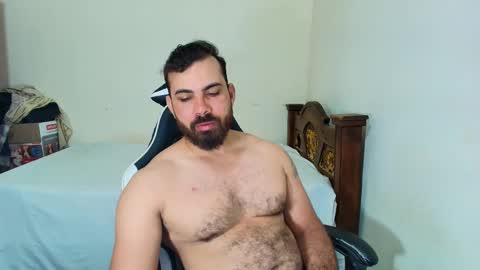 max_love25 online show from 10.20.25