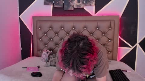 Snapshot of max_lover1 chatting on 12.18.24 Max lover1 online show from 12.18.24