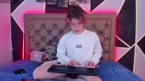 Snapshot of max_lover1 chatting on 01.08.25 Max lover1 online show from 01.08.25