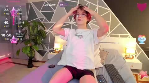 Snapshot of max_lover1 chatting on 02.19.25 Max lover1 online show from 02.19.25