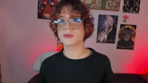 Snapshot of max_lover1 chatting on 09.25.25 Max lover1 online show from 09.25.25