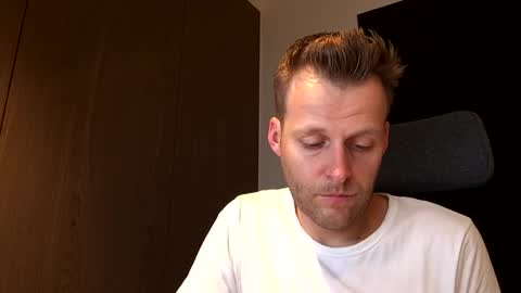 Max take off clothes online show from 12.16.25