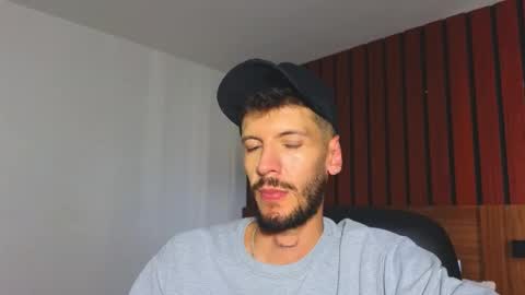 Max Taylor online show from 12.22.25