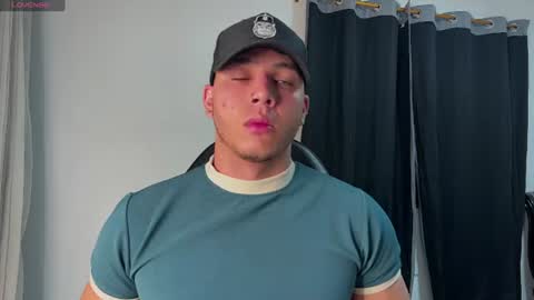 Snapshot of max_valiant1 chatting on 07.19.26 max_valiant1 online show from 07.19.26