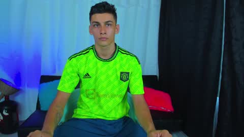 Snapshot of max_wild01 chatting on 01.26.25 MAX online show from 01.26.25