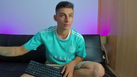 MAX     online show from 04.23.26