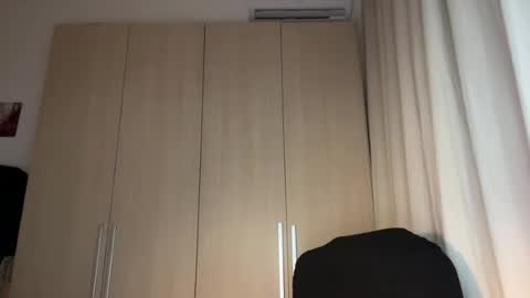 Snapshot of maxbillo chatting on 07.16.26 maxbillo online show from 07.16.26