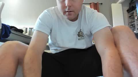 Snapshot of maxdravon chatting on 04.02.26 MaxDravon online show from 04.02.26