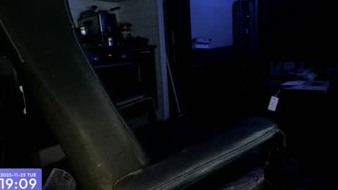 Snapshot of maxel_f chatting on 11.25.25 Maxel F online show from 11.25.25