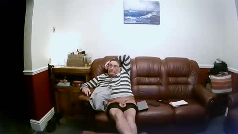 Snapshot of maxi_johnes chatting on 01.09.25 MAX online show from 01.09.25