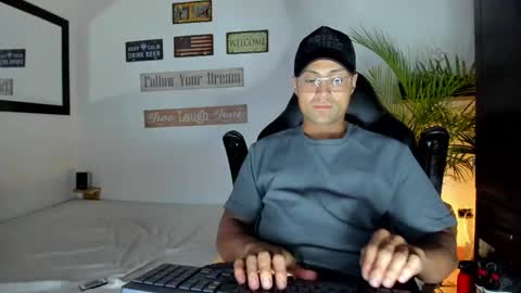 MAXI      online show from 04.21.26
