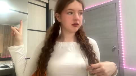 Kira online show from 03.16.26