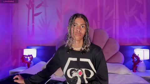 maxim online show from 02.19.25