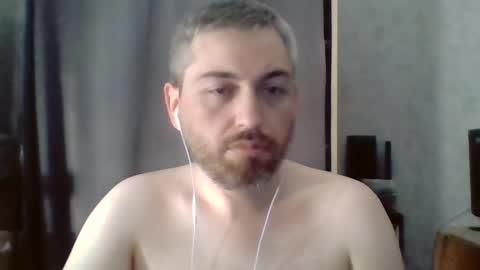 Snapshot of maximefrxx chatting on 06.28.26 Maxime online show from 06.28.26
