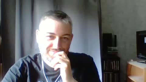 Snapshot of maximefrxx chatting on 07.21.26 Maxime online show from 07.21.26