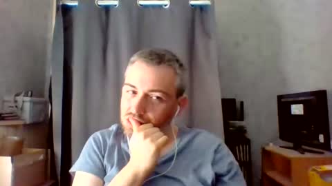 Snapshot of maximefrxx chatting on 08.02.26 Maxime online show from 08.02.26