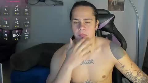 maximiliano_scoott_ online show from 07.13.26