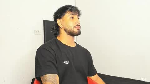 Snapshot of maximo004 chatting on 12.15.25 Maximo online show from 12.15.25