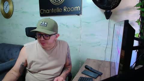  Maximo  online show from 04.22.26