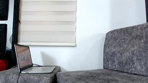 Maximo Sebastian online show from 12.18.25