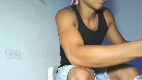 Snapshot of maximo_vega_new chatting on 03.29.26 Maximo Aron Vega online show from 03.29.26