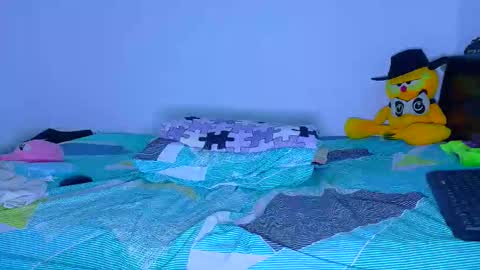 Snapshot of maximo_vega_new chatting on 04.25.26 Maximo Aron Vega online show from 04.25.26