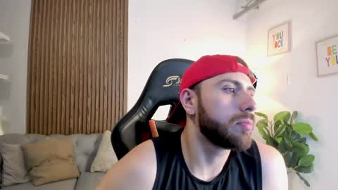 Maximo Wolf online show from 06.05.26