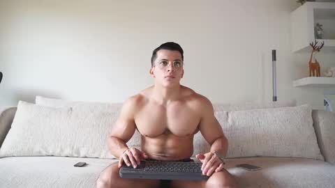 Sebastian online show from 11.07.25