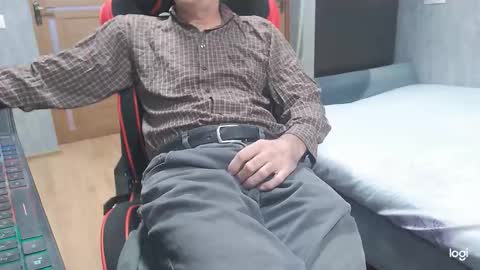 maximus3334 online show from 11.25.25